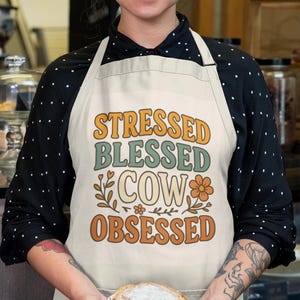 retro garden apron, Funny Farm Apron Gift for Cow Lover Farmhouse Style Kitchen Apron for Women Men Rustic Cooking Gift
