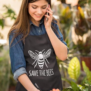 Apron for Bee Lovers Gifts, Save the Bees Apron Cooking Gift for Gardeners Gifts, Nature Apron for Kitchen Gifts
