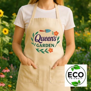 Queen’s Garden Apron Gift for Gardeners, Floral Gardening Apron for Women, Outdoor Work Apron for Plant Lover