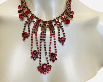 1980’s  fabulous red rhinestone collar/necklace
