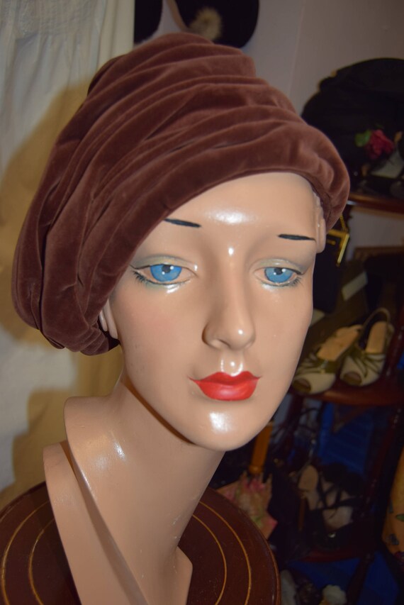 1960's Velvet Turban