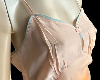 Stunning 1940s Pale Pink   Step In, Teddy, up to 38” bust