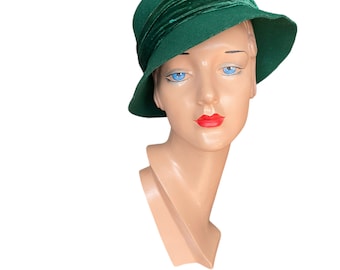 1950’s tall turban styled hat