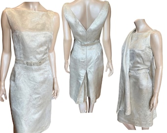 1960’s metallic silver sheath dress 36/38” bust 29” waist