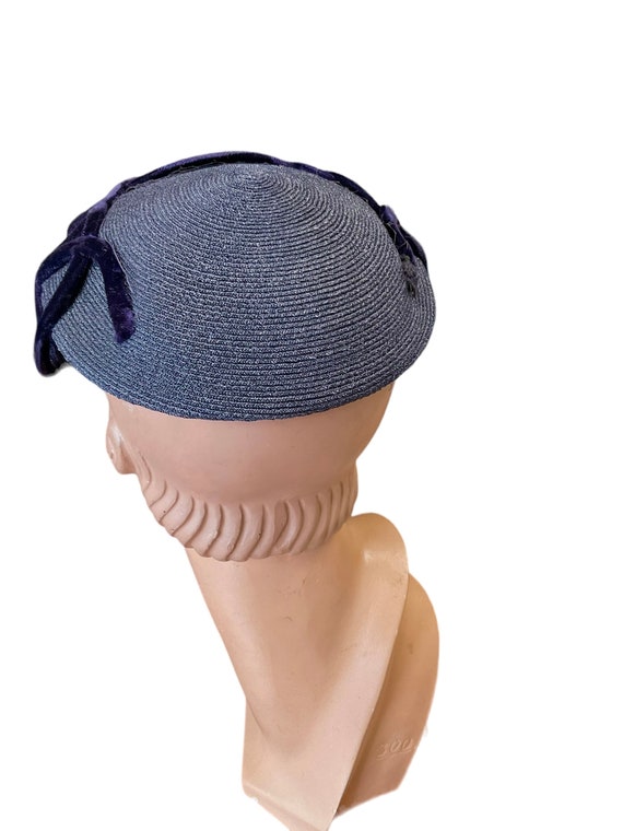 Vintage 1950s Navy Woven Straw Hat, netting, velvet ribbon Vintage Straw Hat With Navy Ribbon - Etsy main image 4
