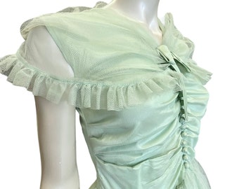 1930’s pale green tulle gown 32/34" bust 26" waist.