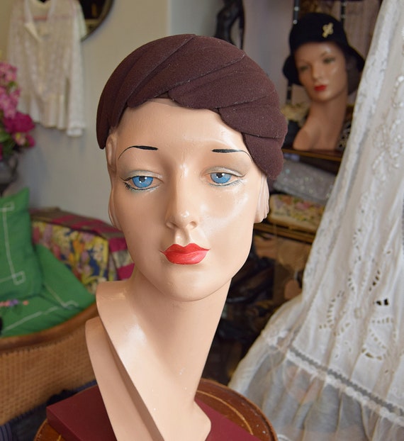1930's Brown Felt, Juliet Cap or Skull cap