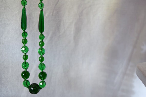 1930's multi faceted Green Glass Bead Necklace