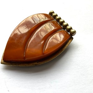 1920’s Bakelite and brass fur/dress clip