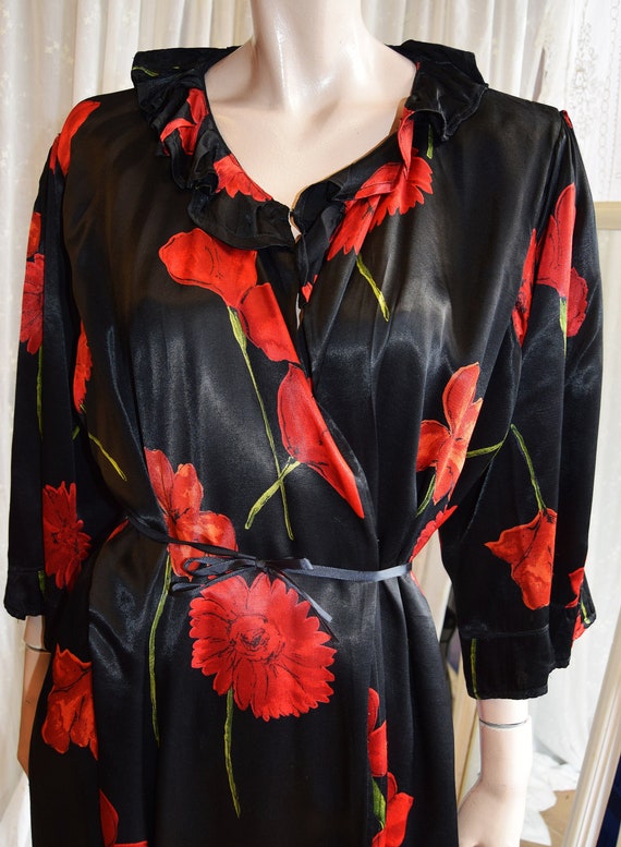 1930's Satin Robe/Housecoat up to 46" bust