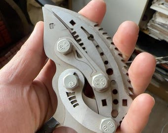 Retractable Karambit Knife Laser Cutting File – DIY Karambit Knife Template for Laser Cutters