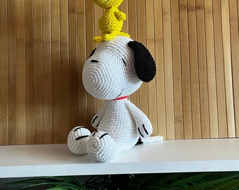 かぎ針編みのスヌーピー＆ウッドストック編みぐるみ：手作りヴィーガン