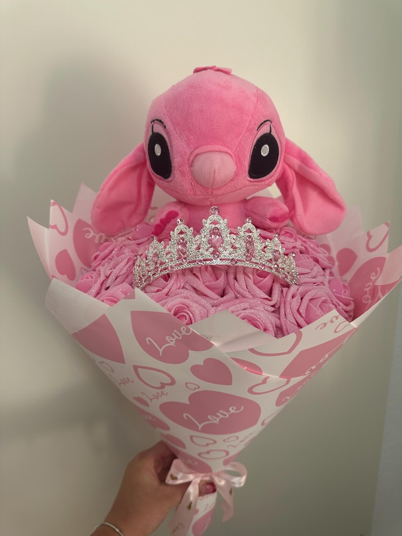 Stitch - Plush Eternal Rose Bouquet. Glitter Roses. Gift for couples for anniversaries, birthdays, and Valentine's Day. Stitch rosa Glitzer