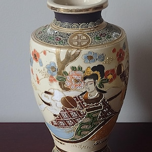 Hand Painted Japanese Satsuma Vase of Cream Color and 10 Inches in Height