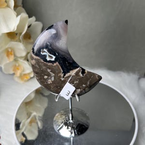 UV-Reactive Volcano Agate Moon Carving on Stand — Glowing Lunar Agate Décor