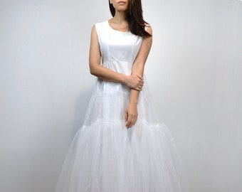 Vintage Petticoat, Simple Wedding Dress, White Crinoline Skirt Slip Dress - Small to Medium S M