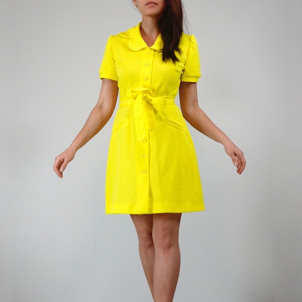 60s Yellow Mod Mini Dress XS S | Mod dress go go dress, Extra Small 1970s 1960s