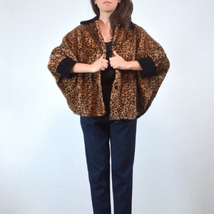 90s Leopard Print Cape Coat, XS to M Vintage Fuzzy Faux Fur Jacket image 1