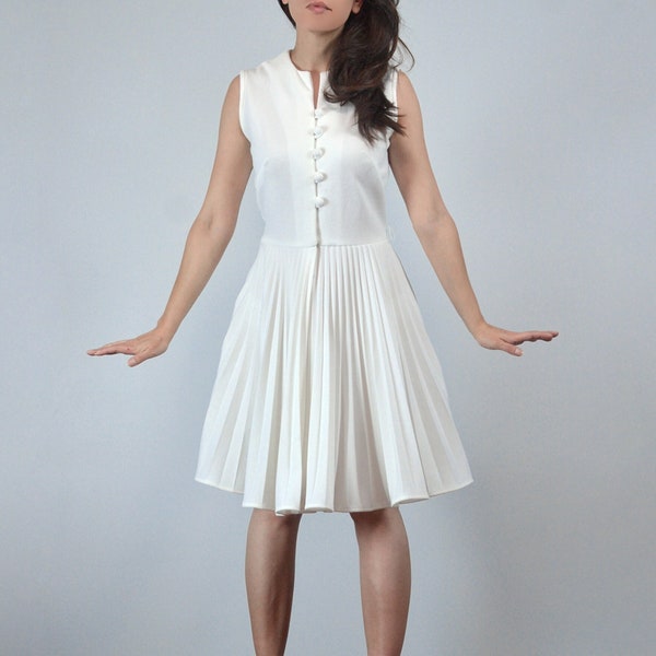 Vintage 70s Tennis Dress, S | White Sleeveless Accordion Pleat Mini