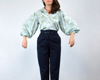1970s Floral Novelty Print Blouse, Draped Sleeve Top, S to M