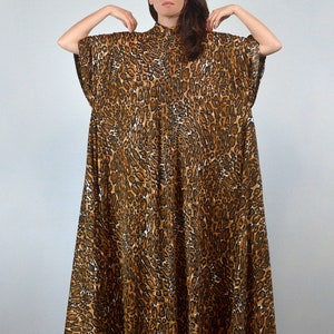 Vintage 70s Leopard Dress, Animal Print Trapeze Tent Dress with Pockets image 5