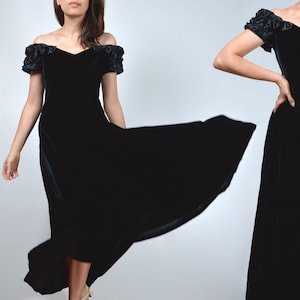 90s Black Velvet Dress - XS to S | Vintage Off the Shoulder Midi Party Dress