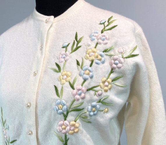 Vintage Embroidered Cardigan, Medium | 1950s 1960… - image 2