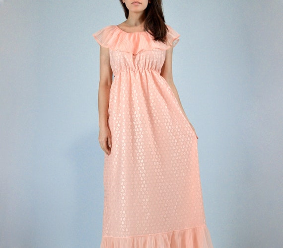 Vintage Peach Nightgown - Medium | 70s Sheer Slip… - image 1