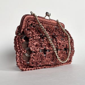 Vintage 70s Raffia Purse, Small Kisslock Clutch