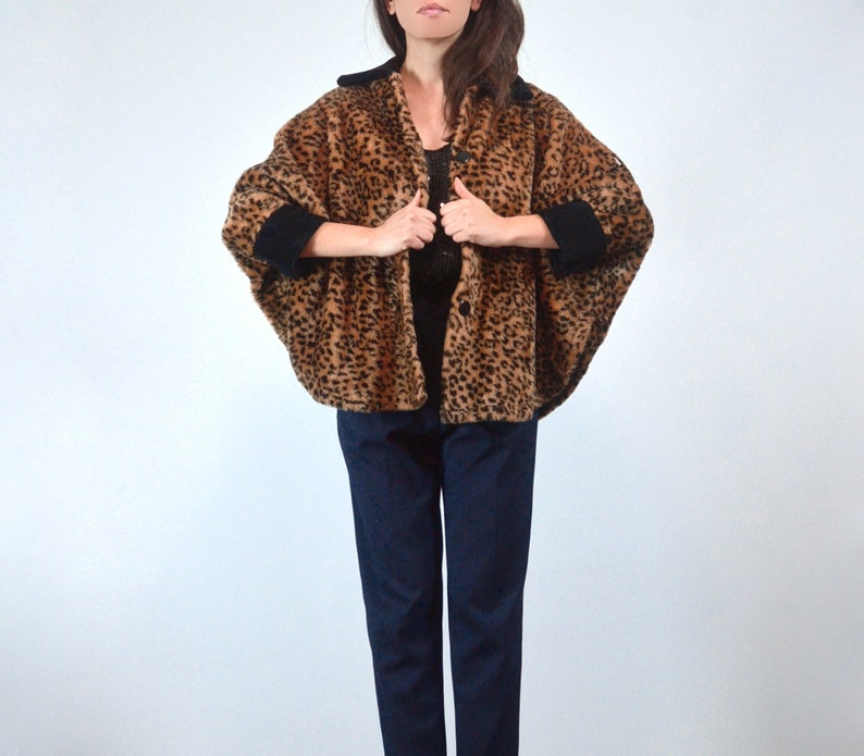 90s Leopard Print Cape Coat, XS to M Vintage Fuzzy Faux Fur Jacket image 1
