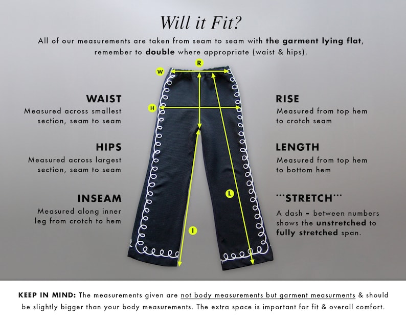 Puede incluir: Pantalones negros con ribete decorativo blanco y etiquetas de medidas. La imagen incluye texto que explica c&oacute;mo medir la cintura, las caderas, la entrepierna, el tiro y el largo de la prenda. El texto tambi&eacute;n explica el estiramiento de la tela.
