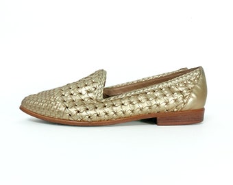 Vintage Metallic Gold Leather Loafers, Casual Woven Flats, sz 6