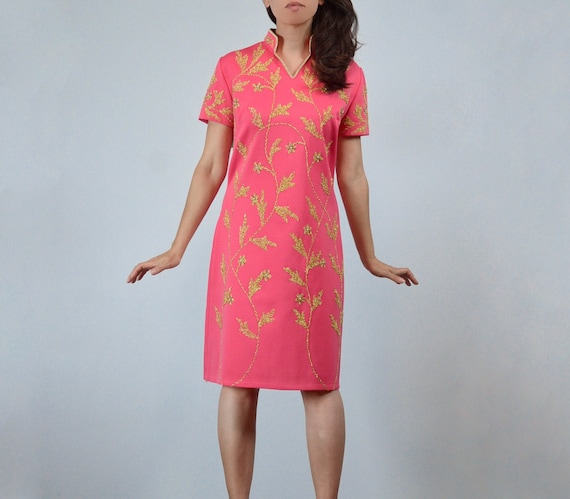 Vintage 1960s Coral Pink & Metallic Gold Embroidered Dress, S to M