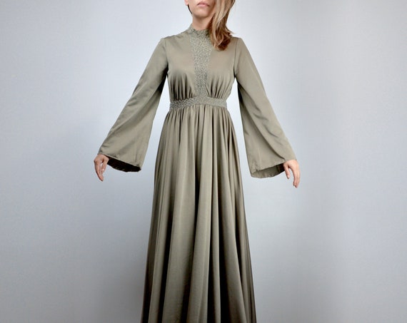 Long Sleeve Maxi Dress, Vintage Khaki Green Beaded Bell Sleeve Dress, 70s  Draped Evening Gown Extra Small to Small XS S -  Canada