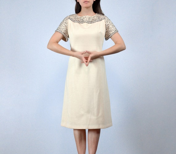 Vintage 1950s 60s Winter White Bead & Rhinestone Short Sleeve Dress, M to L