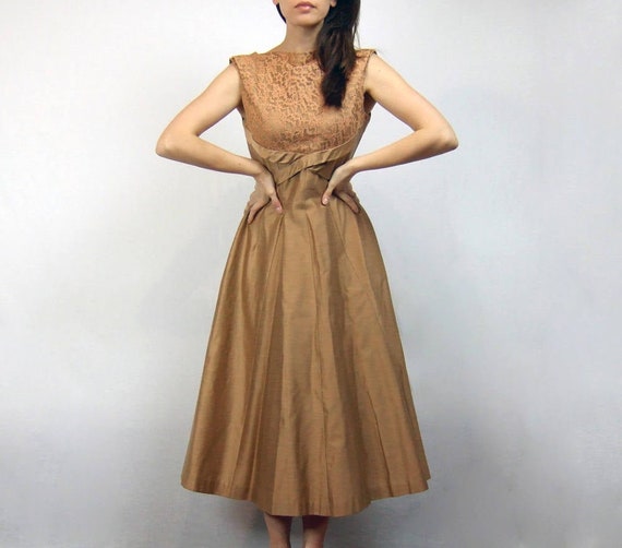 1950s Lace Dress with Pockets Vintage 50s Cider Spice Burnt Orange Fit and Flare Dress Extra Small to Small XS S Etsy Italia