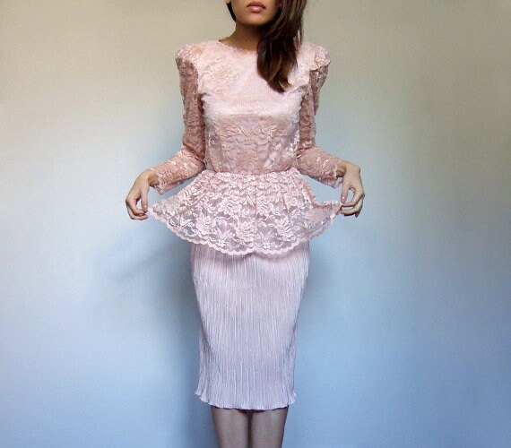 Pale Pink Peplum Dress, Women 70s Long Sleeve Lace Cocktail Party