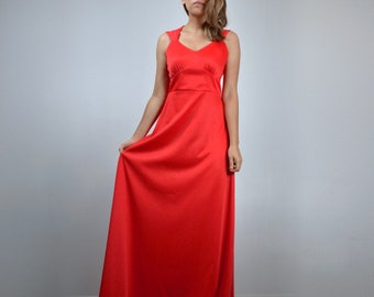 1970s Long Red Retro Dress, XS to S