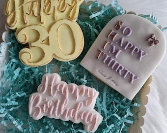 Fondantkakor, 30-årskakor, födelsedagspresenter, personliga kakor