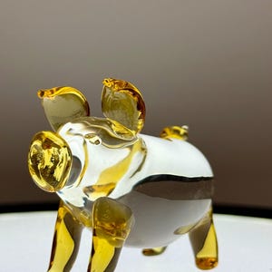 Handblown Glass Pig Figurine (3-inch)