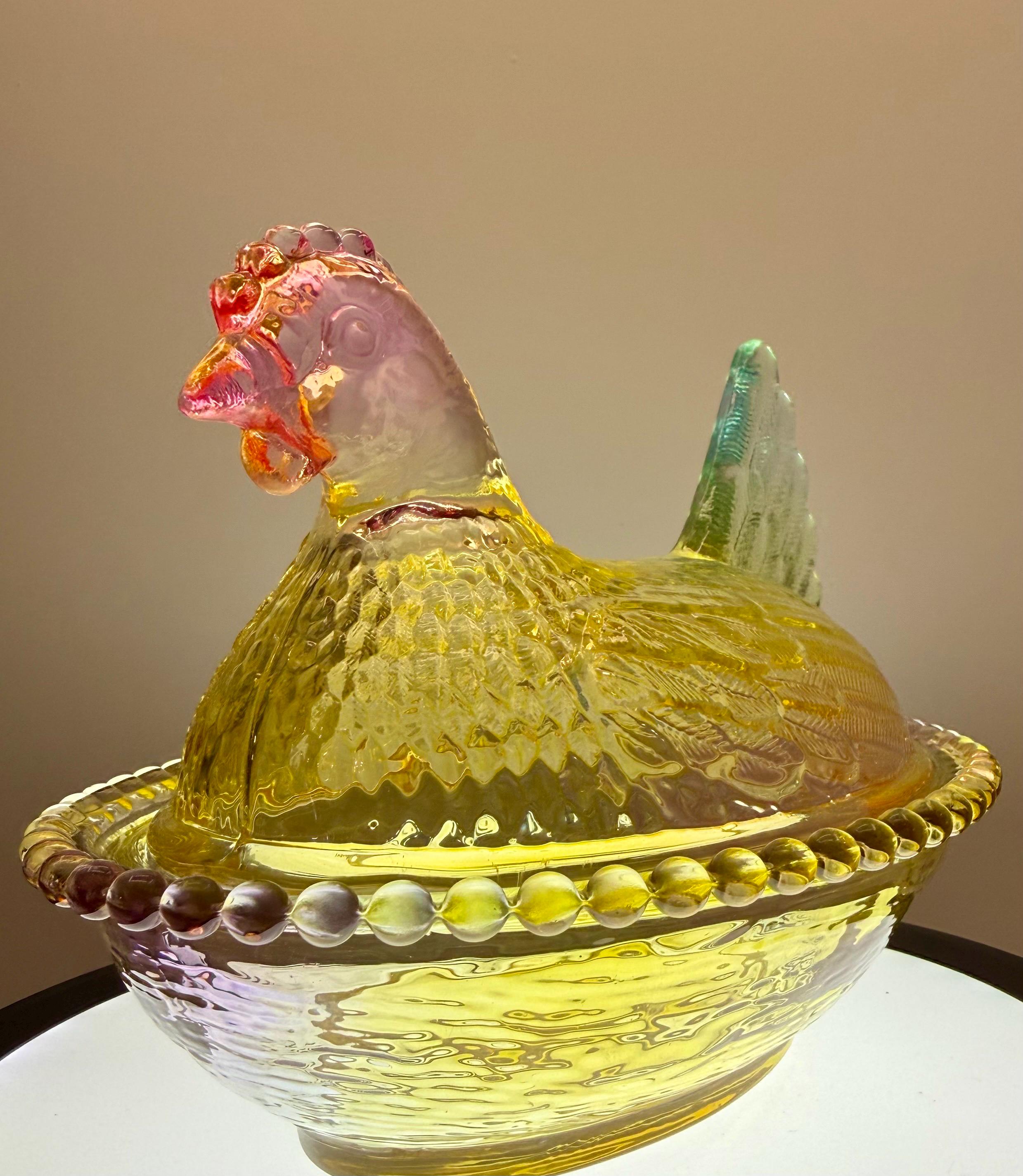 【送料無料】インディアンガラス 小物入れ ニワトリ Hen on Nest 送料無料】インディアンガラス 小物入れ ニワトリ Hen on Nest