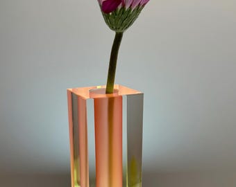 Jarrón acrílico con forma de capullo (rosa/amarillo)