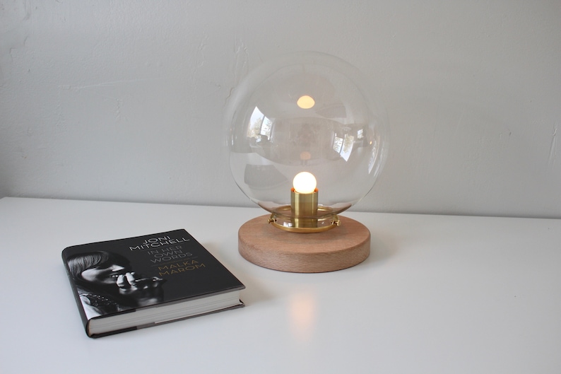 Bubble Lamp, Table Lamp with Large 10 Clear Glass Globe Shade, Wooden Base, Brass Shade Holder, Mid Century Modern Desk Lighting Fixture imagem 3