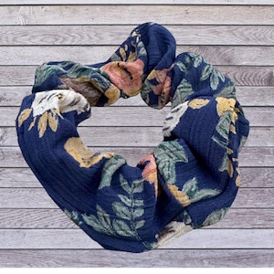 Blue Flower Scrunchie Handmade Cute Gift, Cute Gift for Best Friend, gift for her, nature love,handcrafted hair accessory.