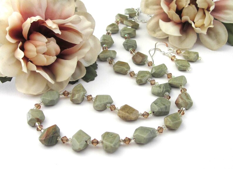 Silver Mist Gemstone Necklace And Earrings Light Moss Olive image 0