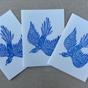 Juego de tres tarjetas de felicitación en linograbado de Dove