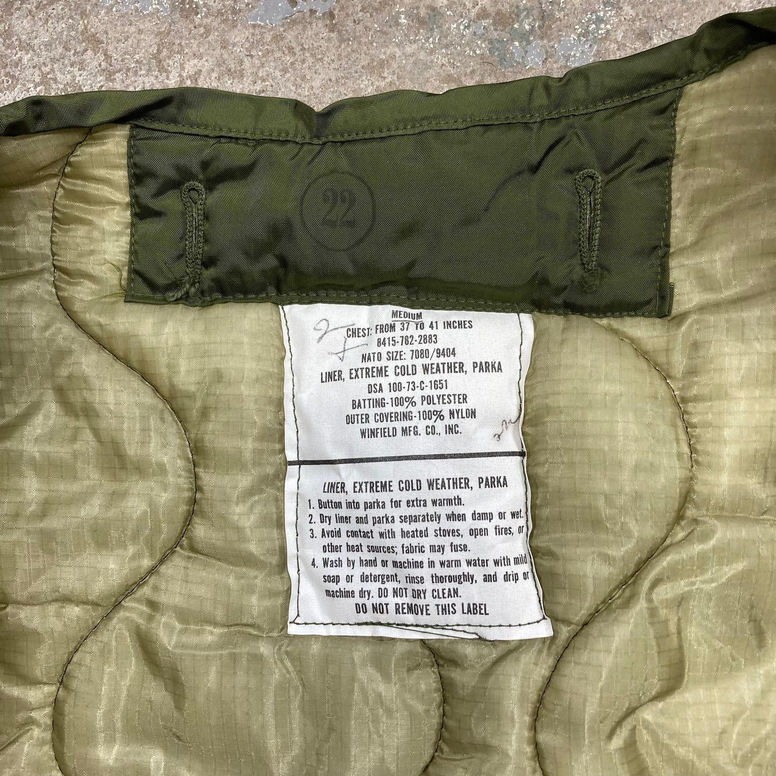 vintage 1970s quilted parka / olive Army coat Beged- Or Bis / coated cotton flannel lined XS