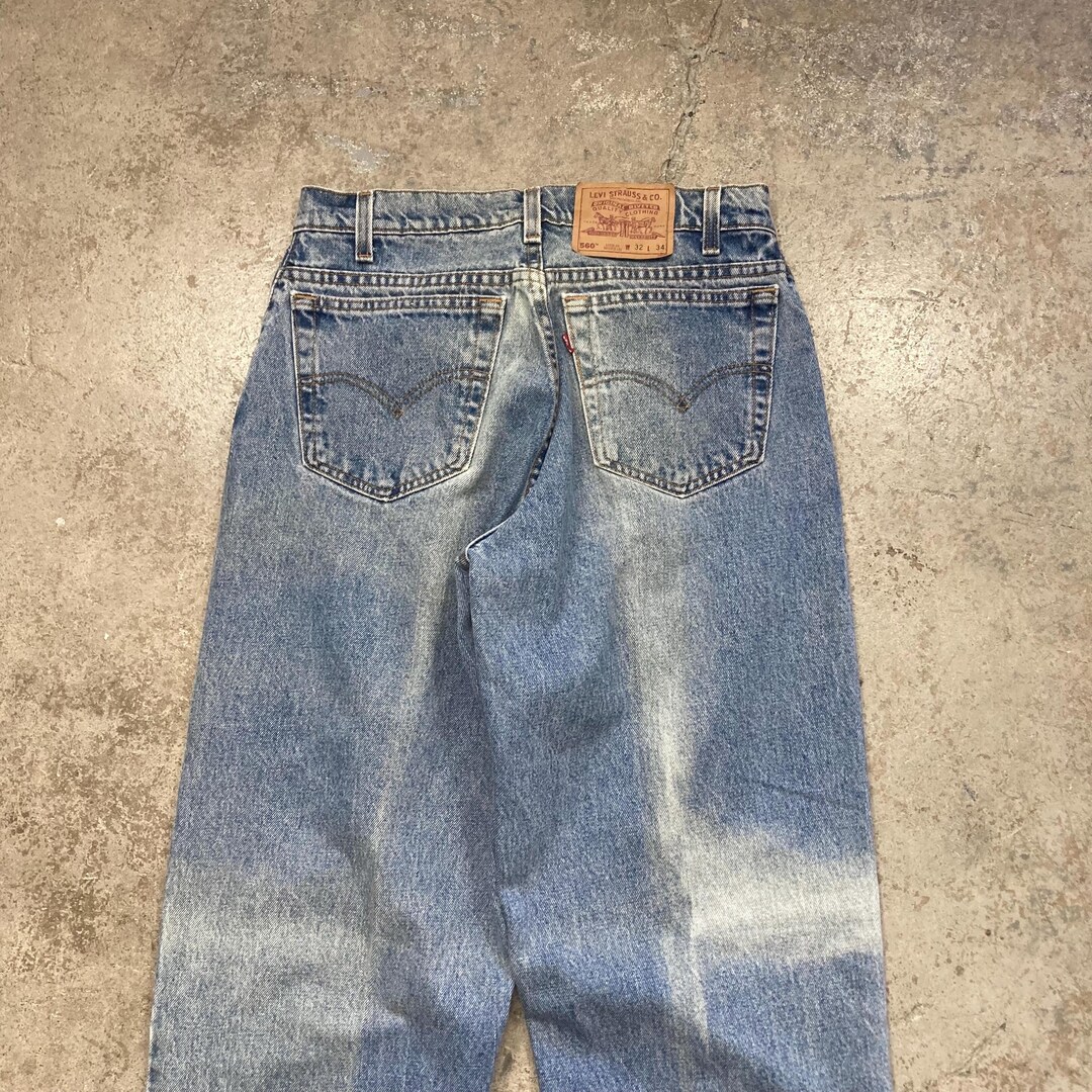 Vintage 1980s 1990s Levi's 560 Loose Tapered Made in USA