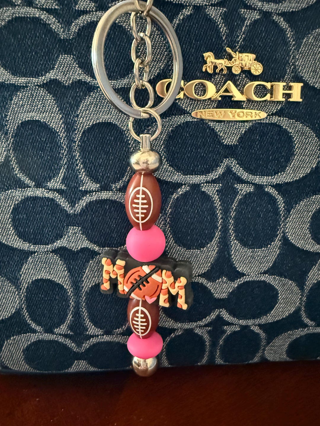 550mm Modern Luxury Golden Resin Lion Art Ornament Home Living Room Statue Decor