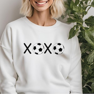 XOXO SVG | Design SVG Soccer Mom pour Cricut et Silhouette | Fichier numérique Xoxo Soccer pour travaux manuels et cadeaux personnalisés